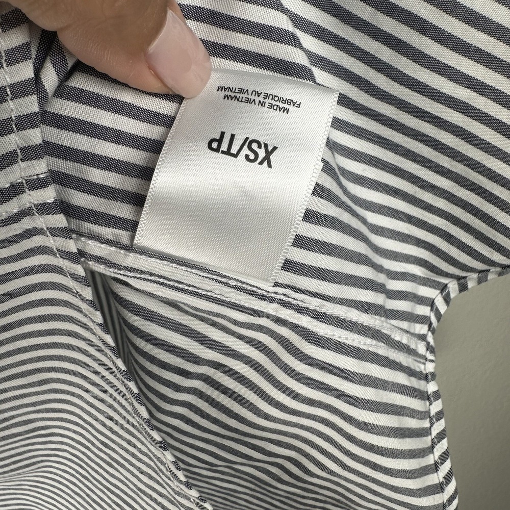 Express Button Down Shirt Women's XS Gray White Striped Workwear - Picture 4 of 5